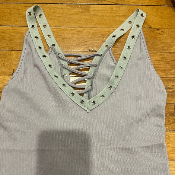 LF STORES Furst of a kind Vintage Criss Cross Hole Top - Picture 5 of 5